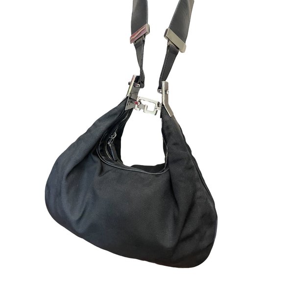 Gucci Black Nylon and Leather Shoulder Bag With G Clasp comes with COA - Picture 1 of 16